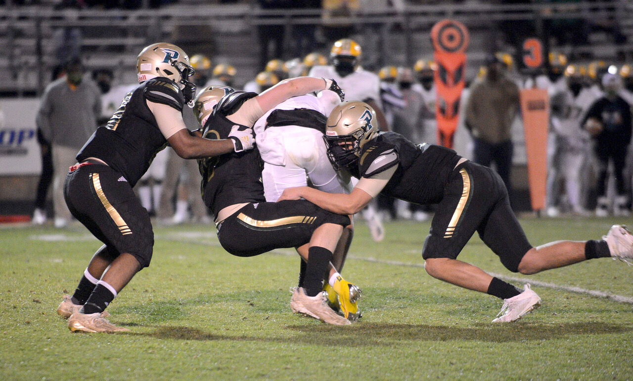 Pinecrest vs Richmond 09.jpeg